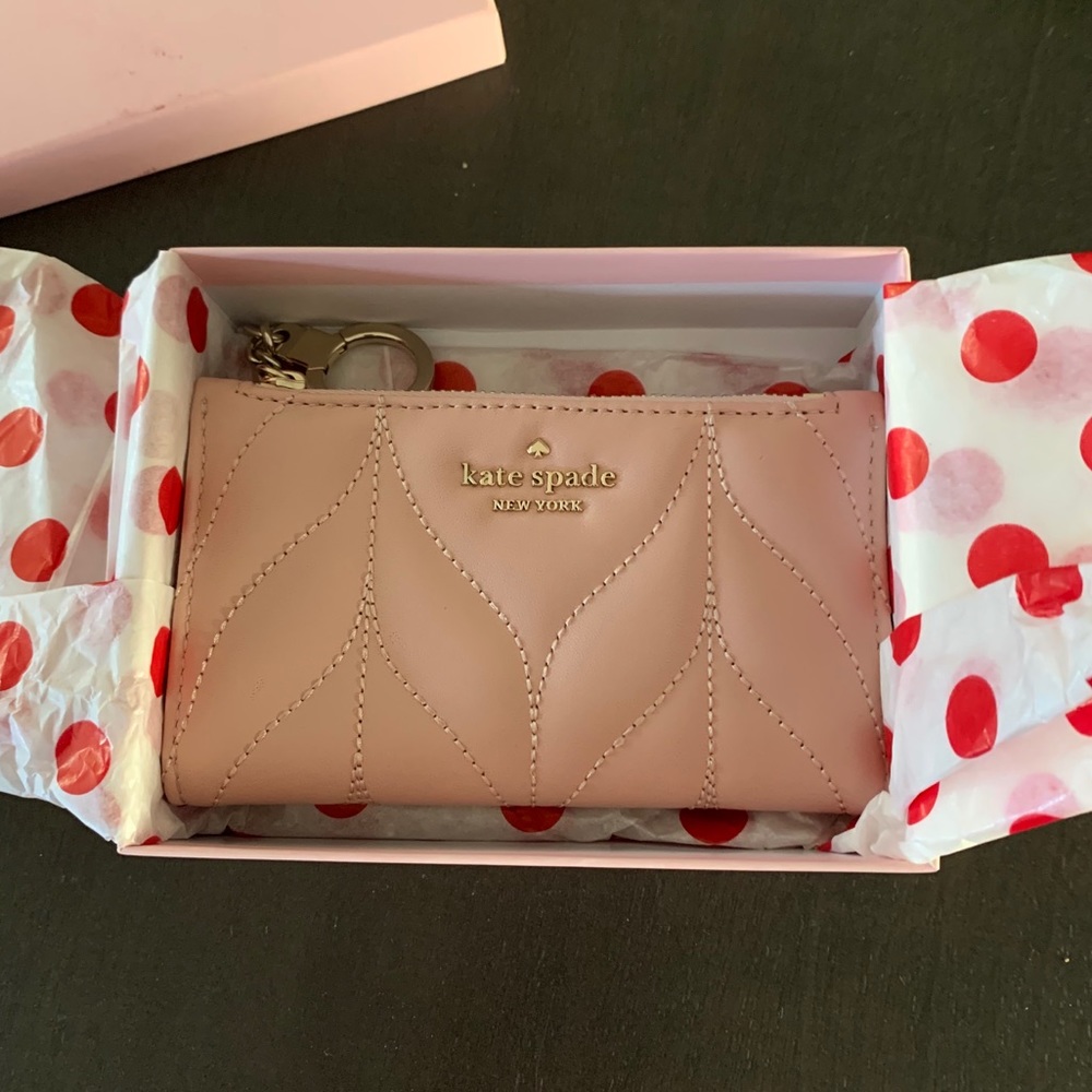 NWT- Kate Spade Bifold Wallet
